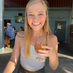 Meet your Posher, Lisa